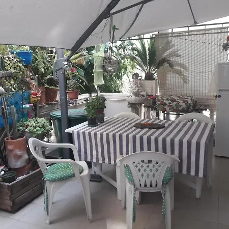 Quarto em Acomodações Particulares Centre à 10mn De La Mer Nice