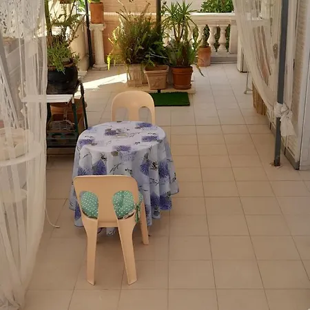 Chambre Privee Avec Sdb Partagee Chez L'habitant A 10mn De La Mer *